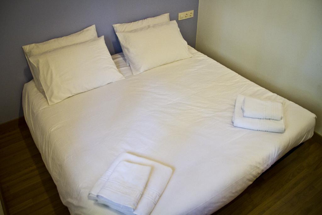Apartamentos El Bosquet Sant Cugat del Vallès Esterno foto