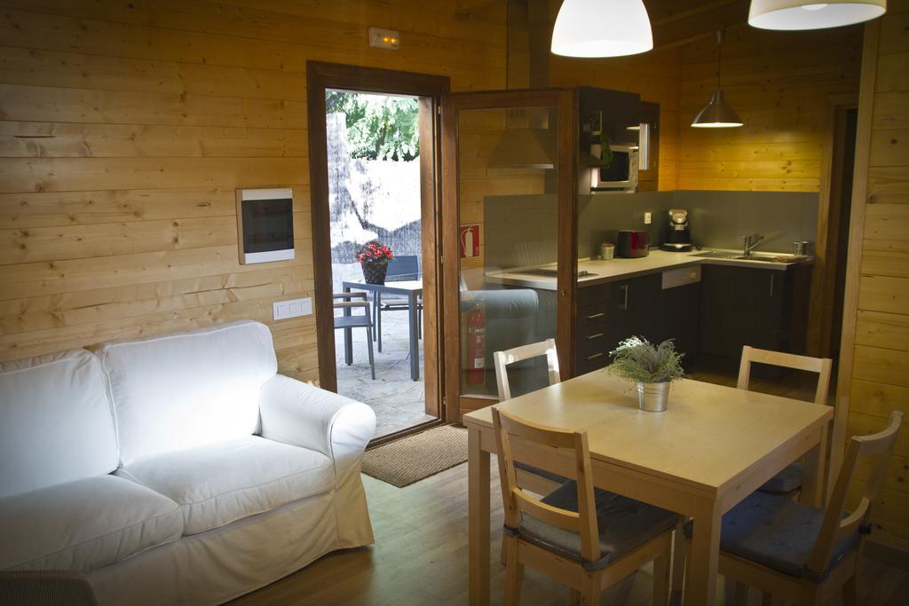 Apartamentos El Bosquet Sant Cugat del Vallès Camera foto